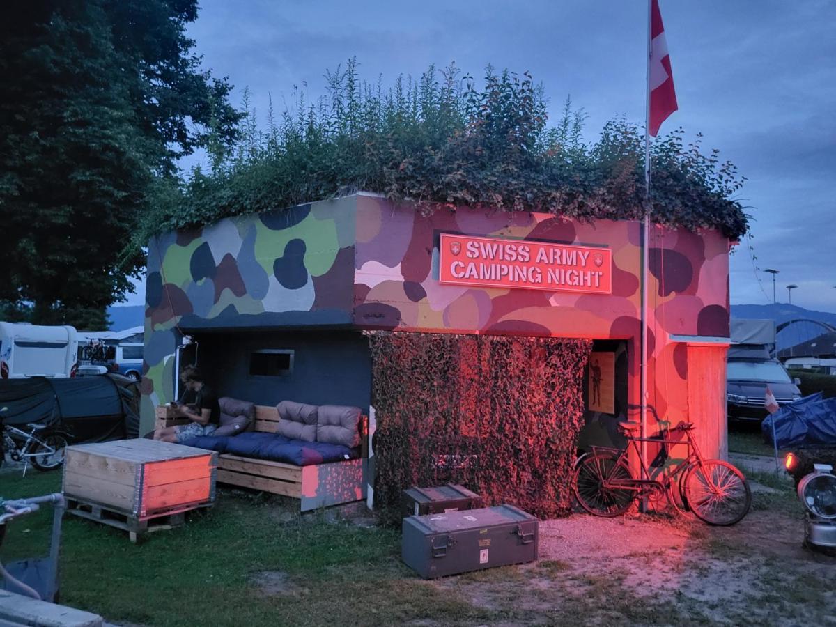St. Margrethen Swiss Army Camping Night / Militarbunker酒店 外观 照片